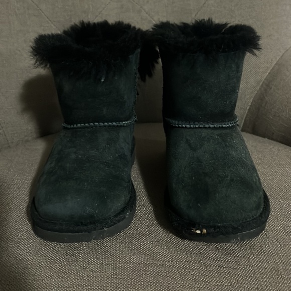 Girls UGGS mini Bailey bow size 11 - Picture 3 of 3